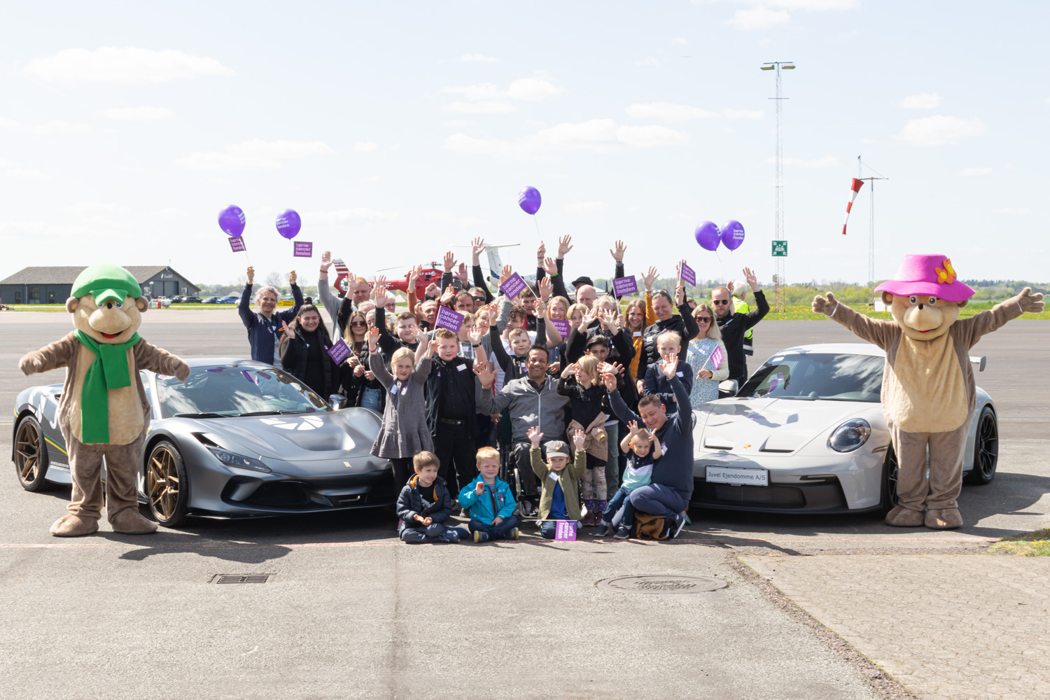 Sportscar Event på HCA Airport Odense til fordel for bl.a. Børnecancerfonden